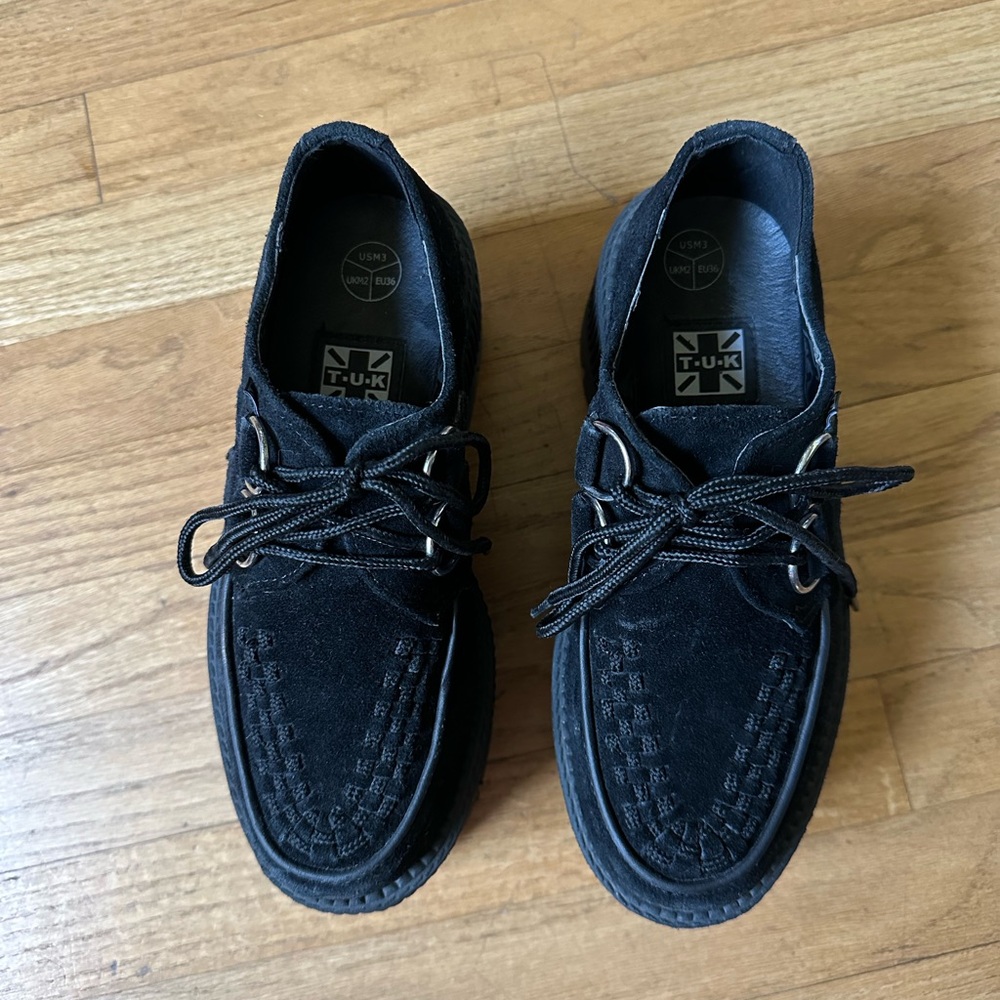 T.U.K Black Suede Platform Lace-Up Sneakers - Picture 4 of 9